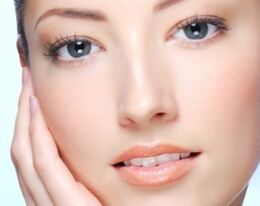 部分的な顔の皮膚の若返りのための手順の本質